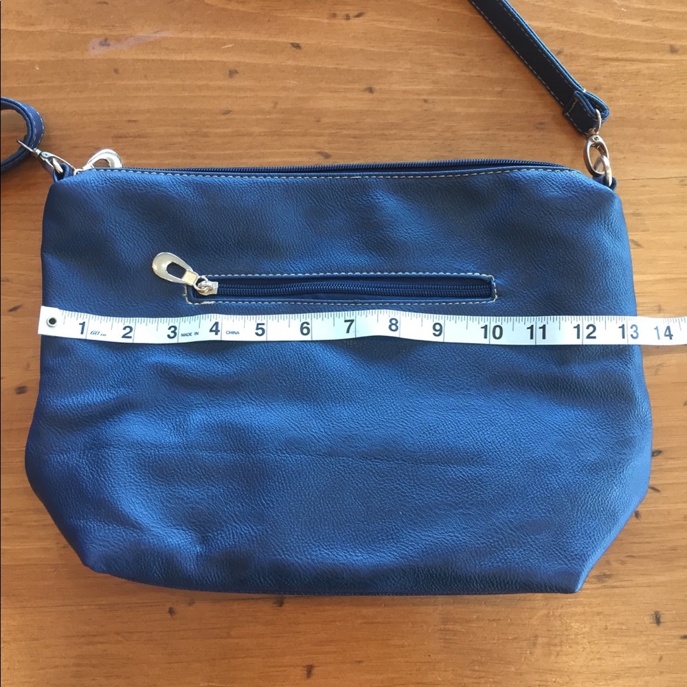 SOLD/NOTFORSALE Navy briefcase/purse/wallet set faux leather - Picture 11 of 16